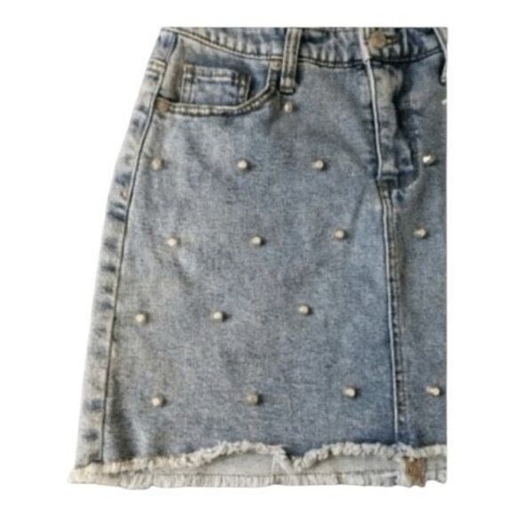 Wild Fable Target Studded Blue Denim Mini Skirt Frayed Hem Women Size S Pockets - Picture 4 of 8